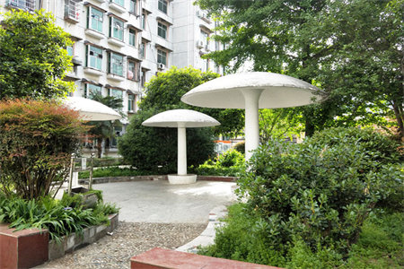 鑫海山庄4室2厅2卫93万122.6m2精装修送阁楼已装修